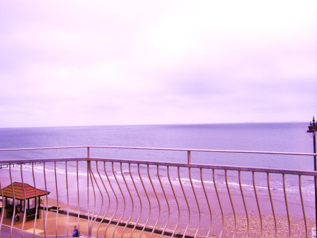 Shoreside Inn Shanklin Exteriör bild